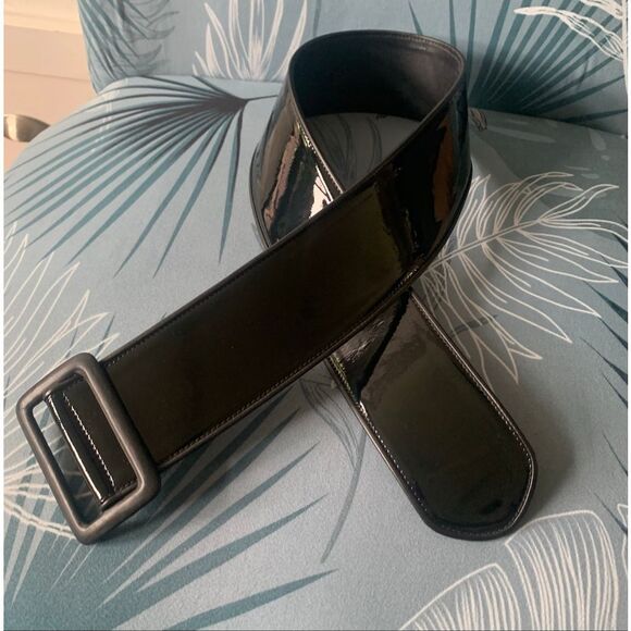 RALPH LAUREN COLLECTION Italy  Black wide Patent Leather Belt sz M